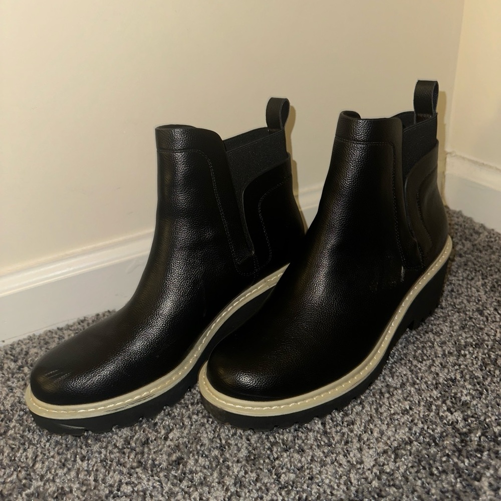 Black ankle boots with cream trim NEW